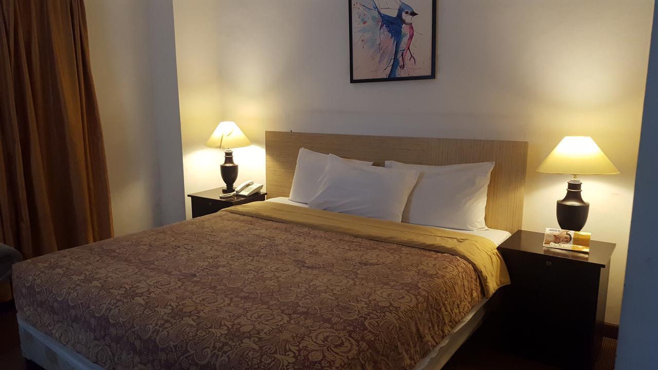 Grand Tembaga Hotel Timika Εξωτερικό φωτογραφία